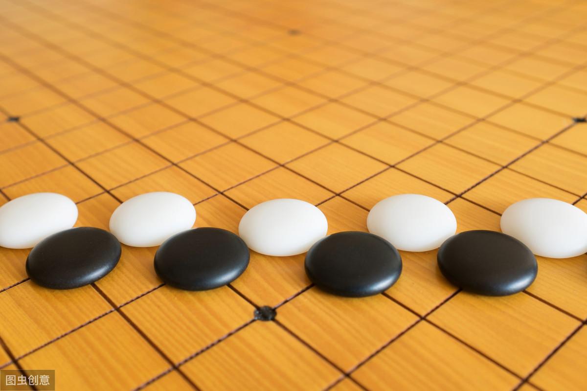 五子棋软件app哪个好（喜欢玩五子棋吗？那这3个小程序要好好玩哦）-第4张图片-拓城游