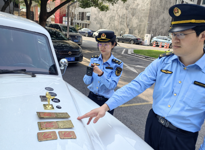 向阳坊可丽儿是什么（把金马牌汽车“改装”为劳斯莱斯，3家婚车租赁公司被罚款）-第7张图片-拓城游